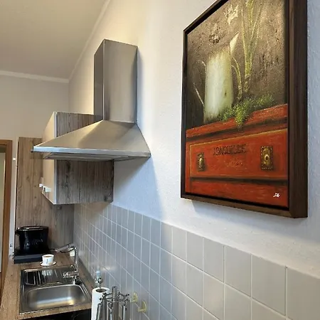 Victoria Apartment *