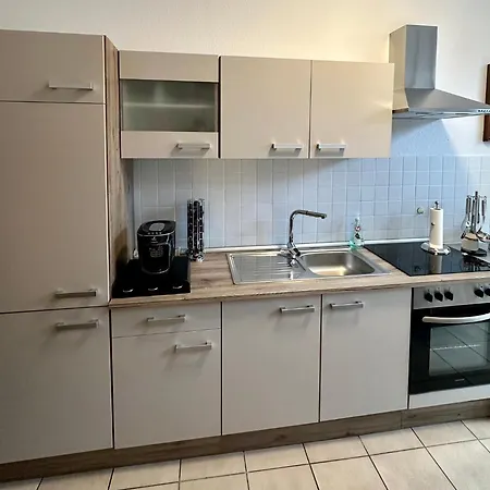 Victoria Apartment *